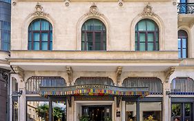 Palazzo Donizetti Istanbul, Tapestry Collection By Hilton